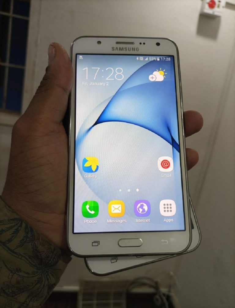 samsung galaxy j7 prime ram and storage