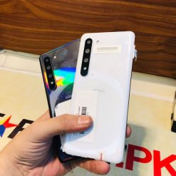 sharp-aquos-r5g-colours