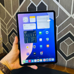 Apple iPad Pro 3rd Gen (2021) | 128GB ROM | 8GB RAM | 11″ Screen | iPadOS 14.5.1 | WiFi | Apple M1 | Octa-core | 3.2 GHz Processor | 7538 mAh Battery | Tablet PC Alternative view of Apple iPad Pro 3rd Gen (2021) | 128GB ROM | 8GB RAM | 11" Screen | iPadOS 14.5.1 | WiFi | Apple M1 | Octa-core | 3.2 GHz Processor | 7538 mAh Battery | Tablet PC