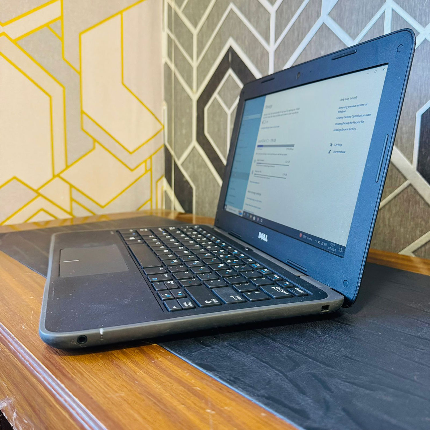 Dell | Latitude 3180 | 128GB Storage | 8GB RAM | Intel Pentium N4200 1.1GHz | Windows 10 | Quad Core | 11.6″ Screen | Laptop Dell | Latitude 3180 | 128GB Storage | 8GB RAM | Intel Pentium N4200 1.1GHz | Windows 10 | Quad Core | 11.6″ Screen | Laptop - Image 7