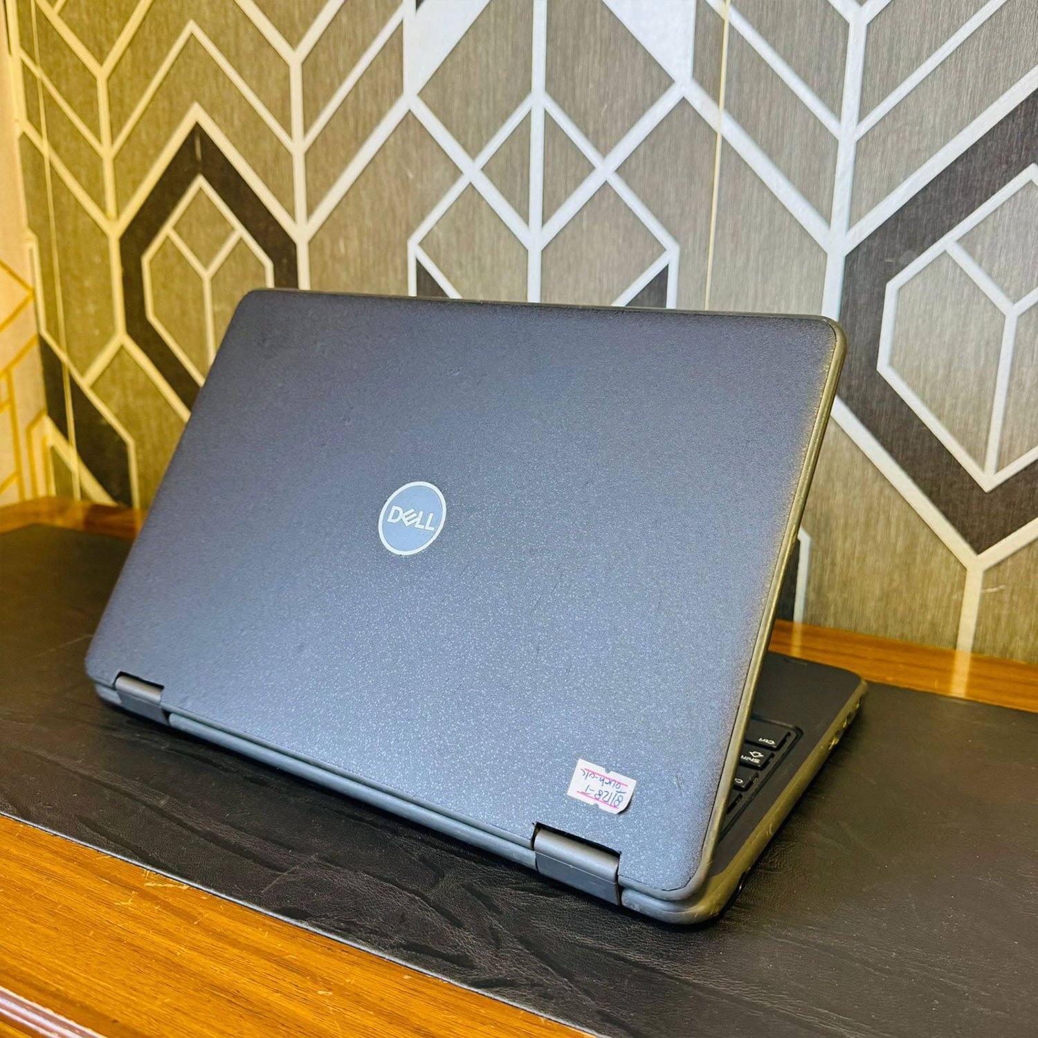 Dell | Latitude 3190 | 128GB Storage | 8GB RAM | Intel Pentium Silver N5000 1.1GHz | Windows 10 | Quad Core | 11.6″ HD Touchscreen | 360 Rotatable | Laptop - Image 4