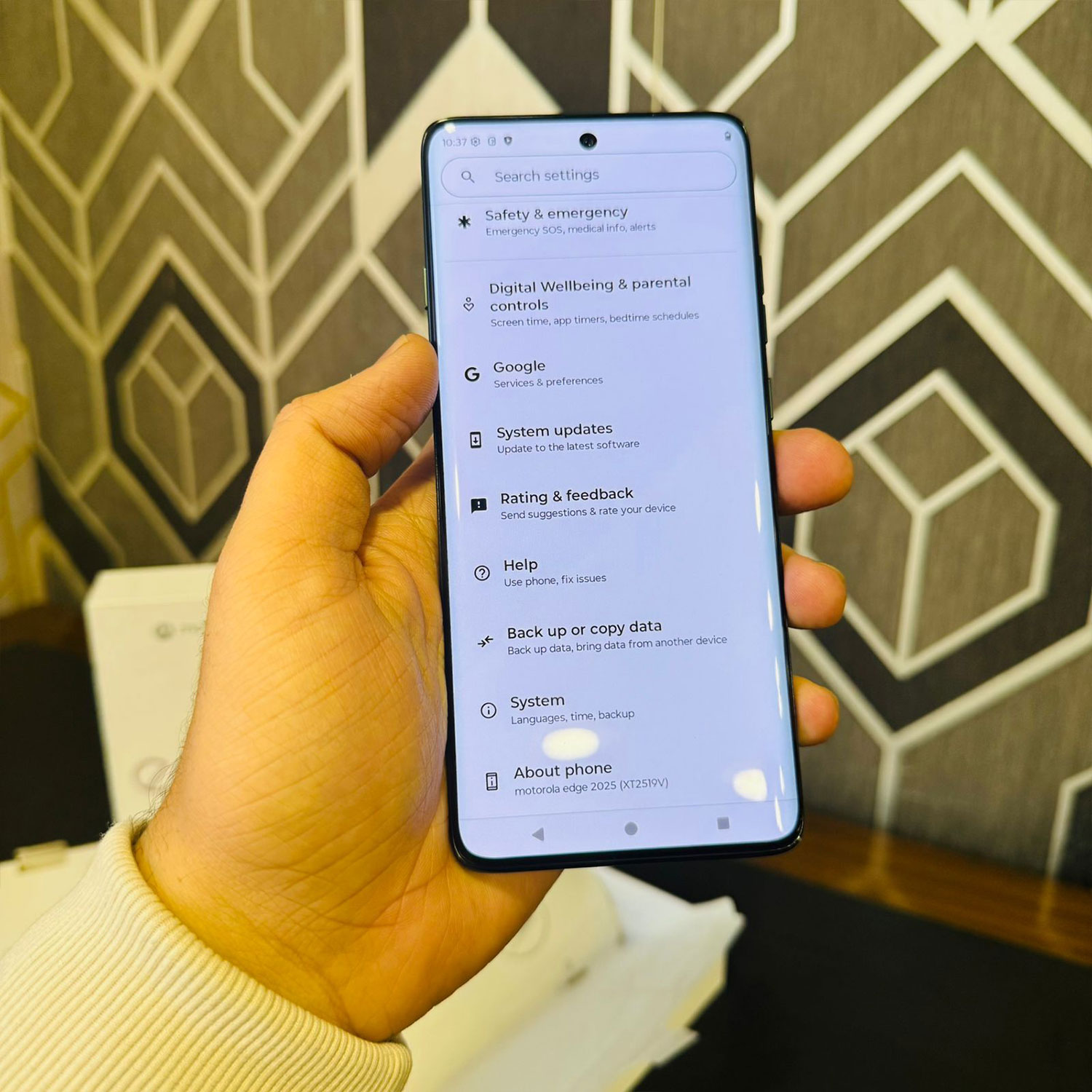 Motorola Edge (2025) | 256GB Storage | 8GB RAM | Mediatek Dimensity 7400 Ultra | Non PTA Approved (Sim Lock) | 5200 mAh Battery | 50MP Camera | Brand New with Box | Mobile Phone Motorola Edge (2025) | 256GB Storage | 8GB RAM | Mediatek Dimensity 7400 Ultra | Non PTA Approved (Sim Lock) | 5200 mAh Battery | 50MP Camera | Brand New with Box | Mobile Phone - Image 13