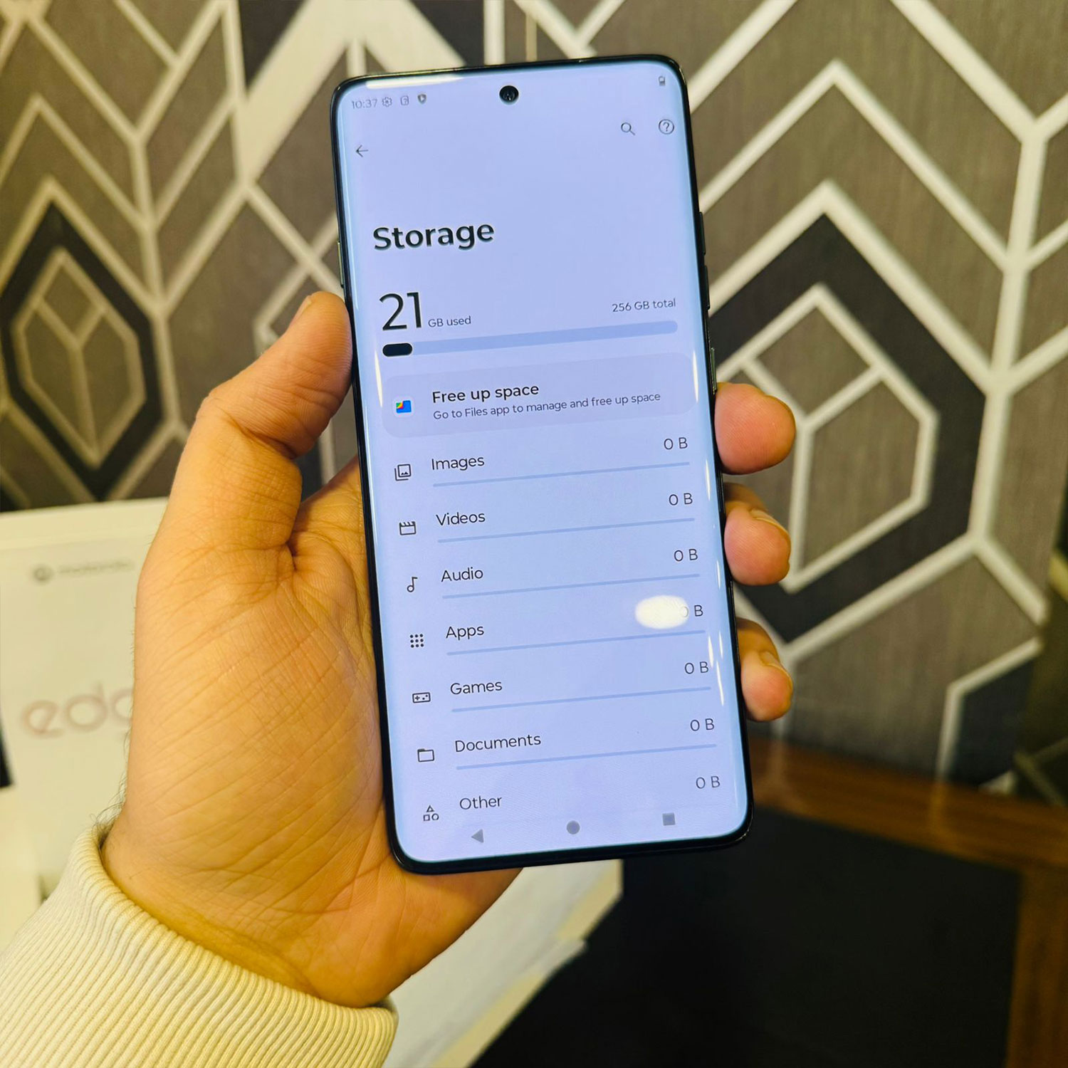 Motorola Edge (2025) | 256GB Storage | 8GB RAM | Mediatek Dimensity 7400 Ultra | Non PTA Approved (Sim Lock) | 5200 mAh Battery | 50MP Camera | Brand New with Box | Mobile Phone Motorola Edge (2025) | 256GB Storage | 8GB RAM | Mediatek Dimensity 7400 Ultra | Non PTA Approved (Sim Lock) | 5200 mAh Battery | 50MP Camera | Brand New with Box | Mobile Phone - Image 17