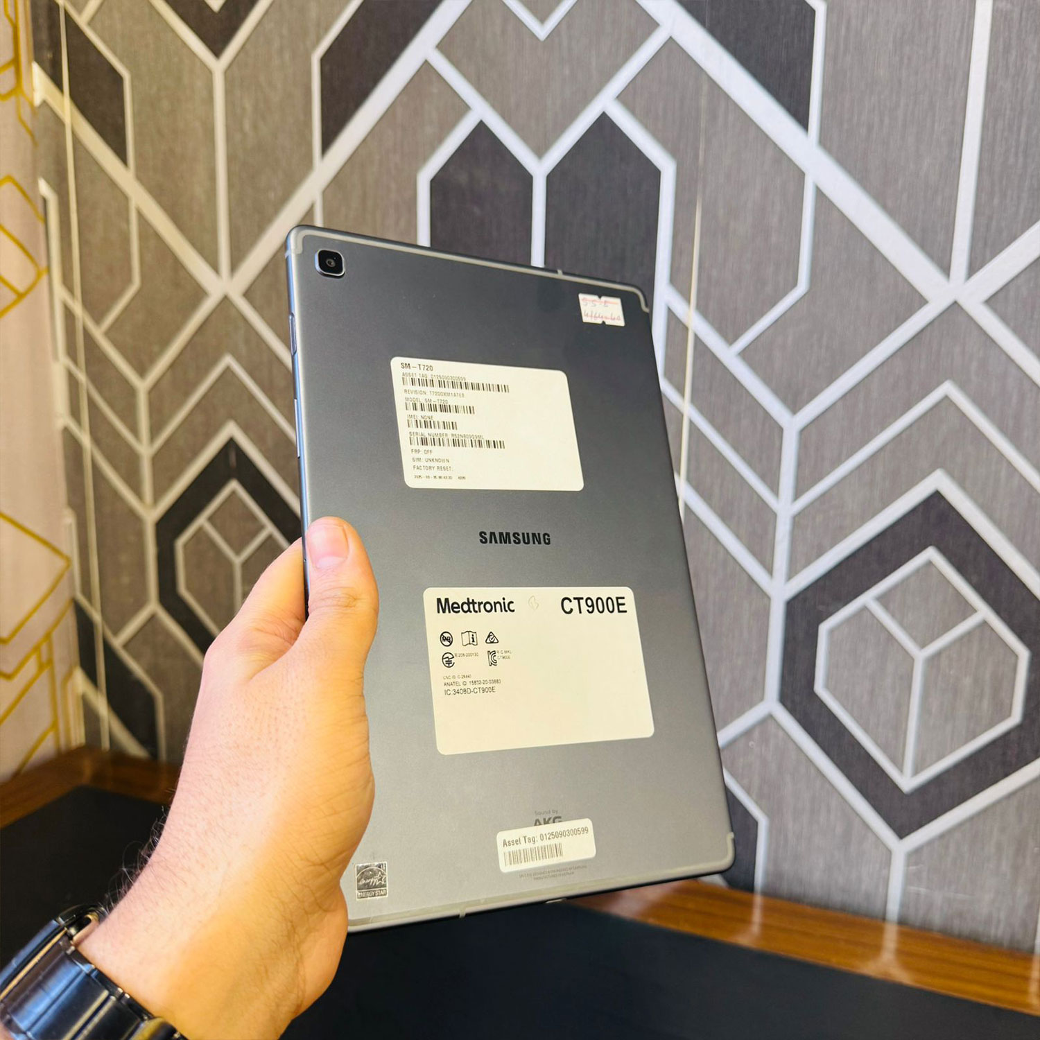 Samsung Galaxy Tab S5e | 64GB ROM | 4GB RAM | 10.5″ Display | Snapdragon 670 | Android 11 | 7040 mAh Battery | WiFi | Tablet PC Samsung Galaxy Tab S5e | 64GB ROM | 4GB RAM | 10.5" Display | Snapdragon 670 | Android 11 | 7040 mAh Battery | WiFi | Tablet PC - Image 5