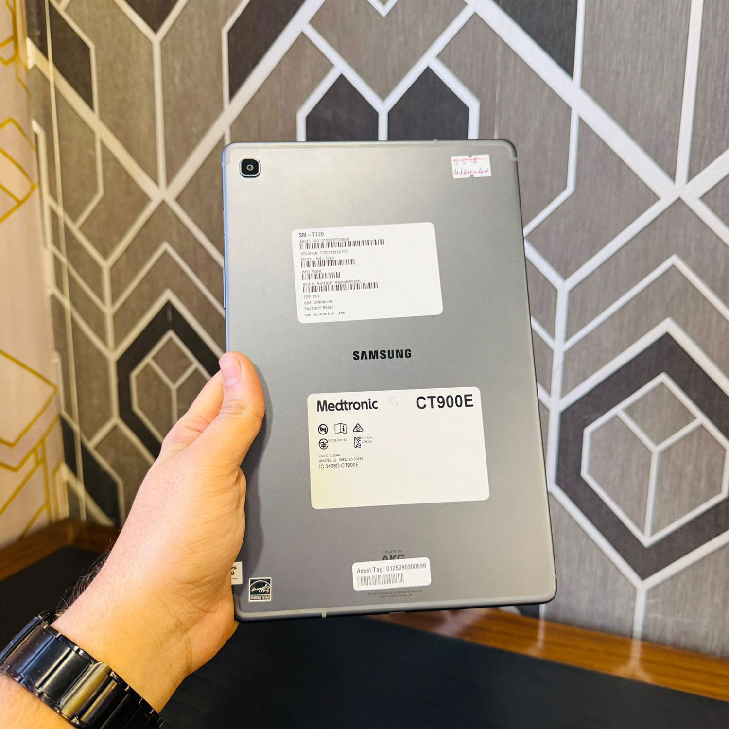 Samsung Galaxy Tab S5e | 64GB ROM | 4GB RAM | 10.5″ Display | Snapdragon 670 | Android 11 | 7040 mAh Battery | WiFi | Tablet PC Samsung Galaxy Tab S5e | 64GB ROM | 4GB RAM | 10.5" Display | Snapdragon 670 | Android 11 | 7040 mAh Battery | WiFi | Tablet PC - Image 6