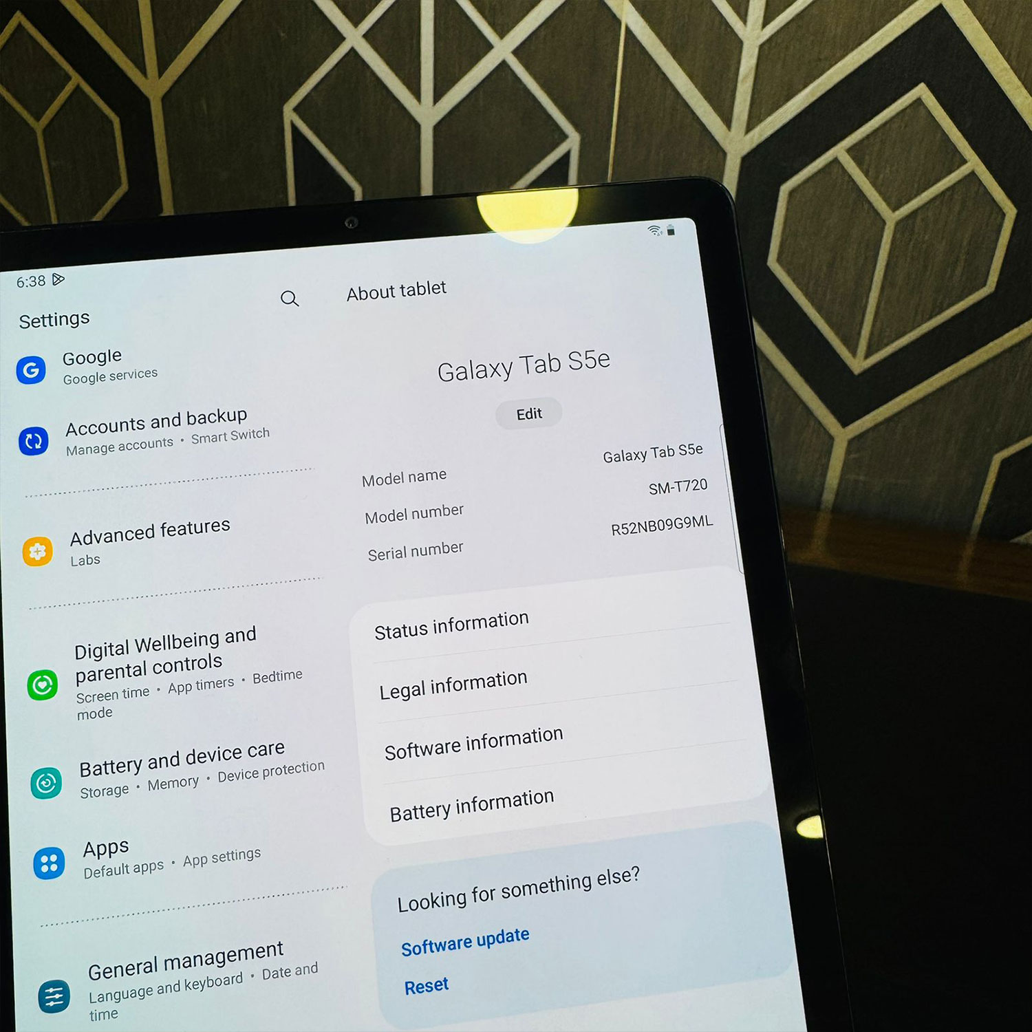 Samsung Galaxy Tab S5e | 64GB ROM | 4GB RAM | 10.5″ Display | Snapdragon 670 | Android 11 | 7040 mAh Battery | WiFi | Tablet PC Samsung Galaxy Tab S5e | 64GB ROM | 4GB RAM | 10.5" Display | Snapdragon 670 | Android 11 | 7040 mAh Battery | WiFi | Tablet PC - Image 12
