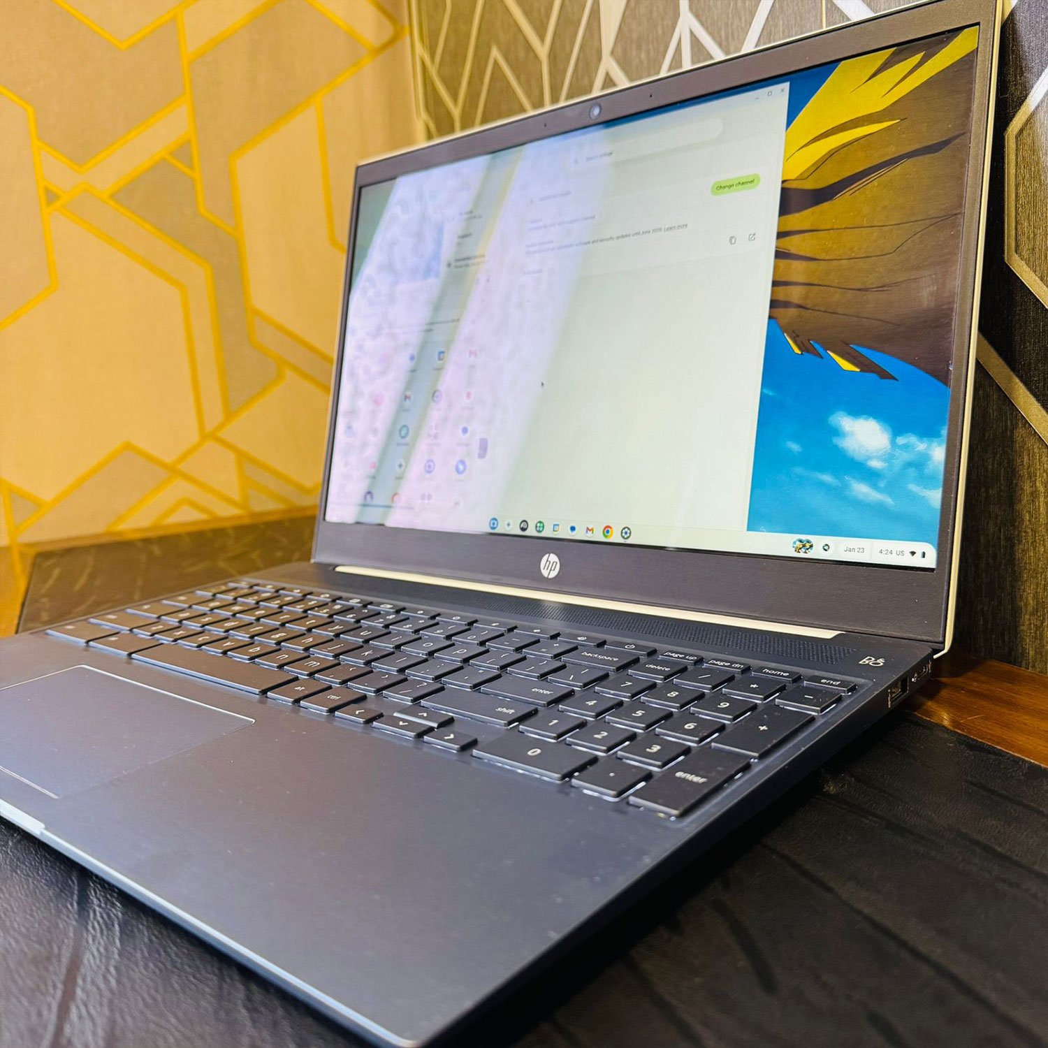 HP Chromebook 15-de0523dx | 8GB Ram | 128GB SSD | Playstore Supported | Intel Core i5 - 8250U 1.60GHz | Touchscreen | 2028 Updateable | 15.6 inch Display | Chromebook - Image 4