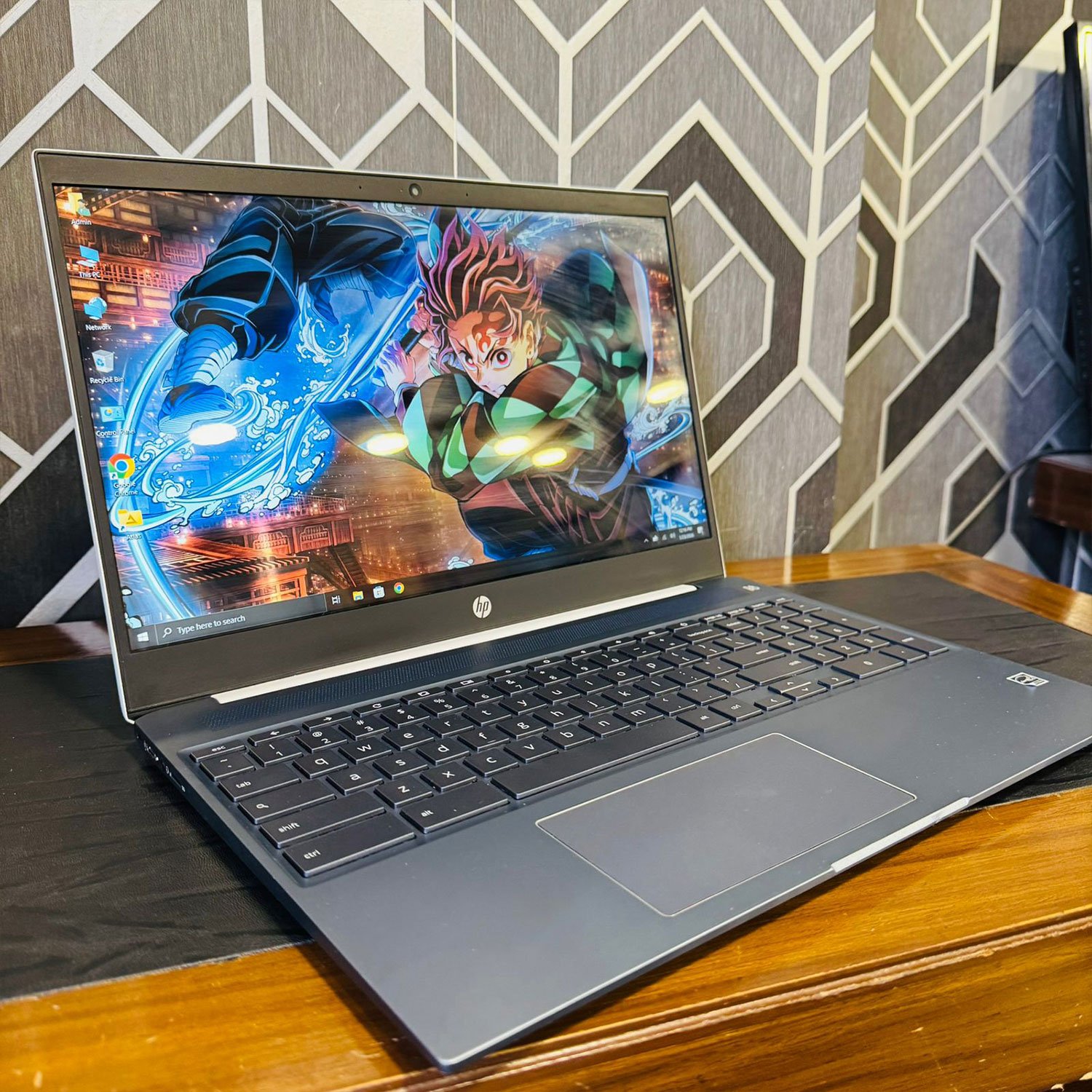 HP Chromebook 15-de0523dx | 8GB Ram | 128GB SSD | Windows 10 | Intel Core i5 - 8250U 1.60GHz | Touchscreen | 15.6 inch Display | Chromebook - Image 4