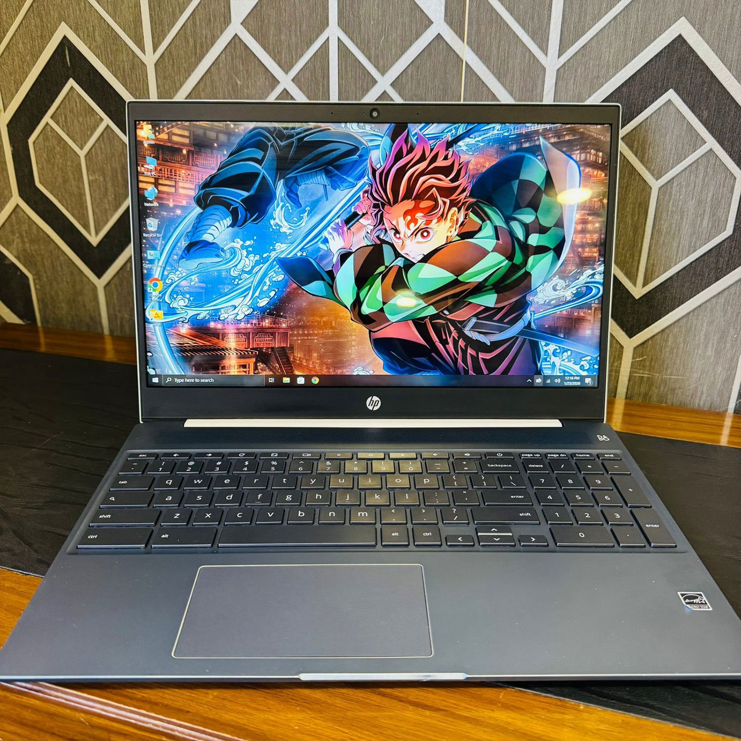 HP Chromebook 15-de0523dx | 8GB Ram | 128GB SSD | Windows 10 | Intel Core i5 - 8250U 1.60GHz | Touchscreen | 15.6 inch Display | Chromebook - Image 2