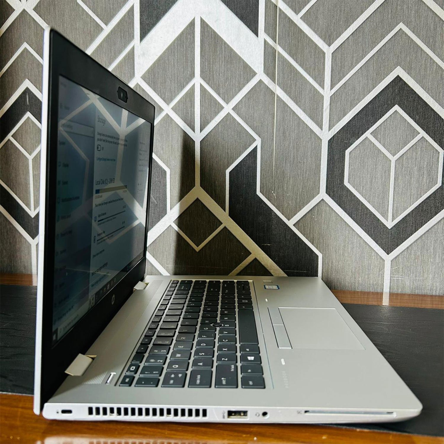 HP | ProBook 640 G5 Laptop | 256GB SSD | 8GB RAM | Core i7-8365U | 8th Gen | 14" FHD Display | Backlit Keyboard | 1.6GHz Processor | Laptop - Image 7