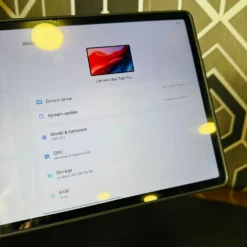 Lenovo Idea Tab Pro TB373FU 12GB RAM 256GB ROM Tablet PC about tablet screen