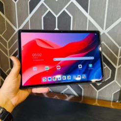 Lenovo Idea Tab Pro 8GB RAM 128GB ROM Tablet PC side profile