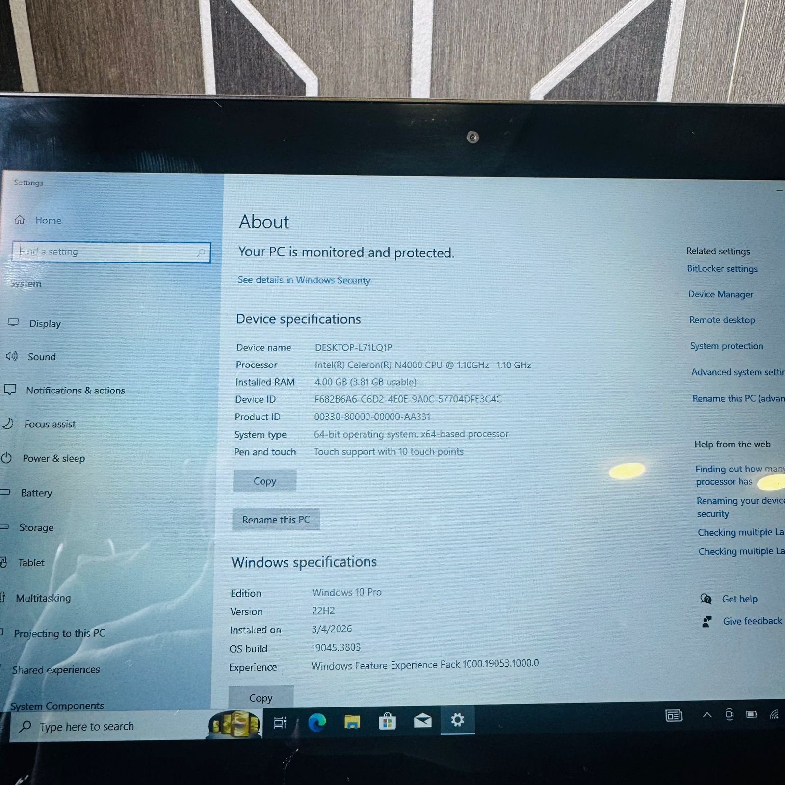 Lenovo IdeaPad D330 Laptop image 9