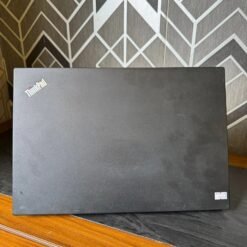 Lenovo ThinkPad L580 8GB RAM 256GB SSD Laptop top cover view