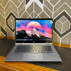 HP Chromebook x360 14-da0011dx Windows 10 open view