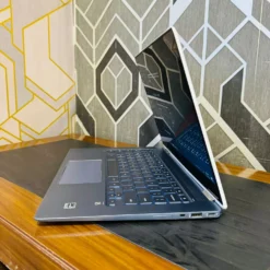 HP Chromebook x360 14-da0011dx Windows 10 left ports view
