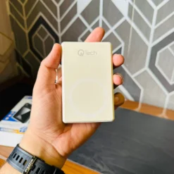 QTech Q-142 Magnetic 10000mAh Power Bank back view