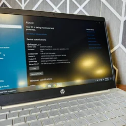 HP Pro C640 Chromebook Intel Core i3-10110U system information