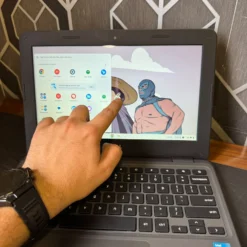 Dell Chromebook 3110 touchscreen in use