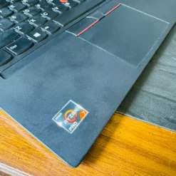 Lenovo ThinkPad T495 Ryzen 7 Pro sticker and touchpad view