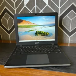 Acer Chromebook 712 C871 actual unit front open - Price in Pakistan