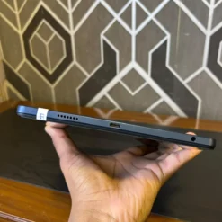 Lenovo TAB7 A301LV actual USB-C and headphone ports
