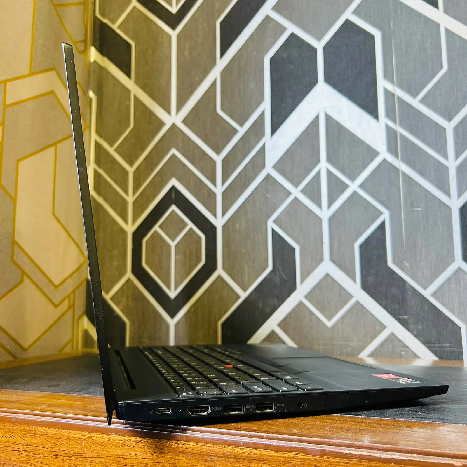 Lenovo ThinkPad E595 actual unit left-side ports - Price in Pakistan