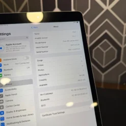 Apple iPad 9th generation 64GB Silver actual specifications photo
