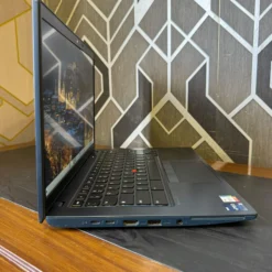Lenovo ThinkPad C14 actual unit side ports - Price in Pakistan