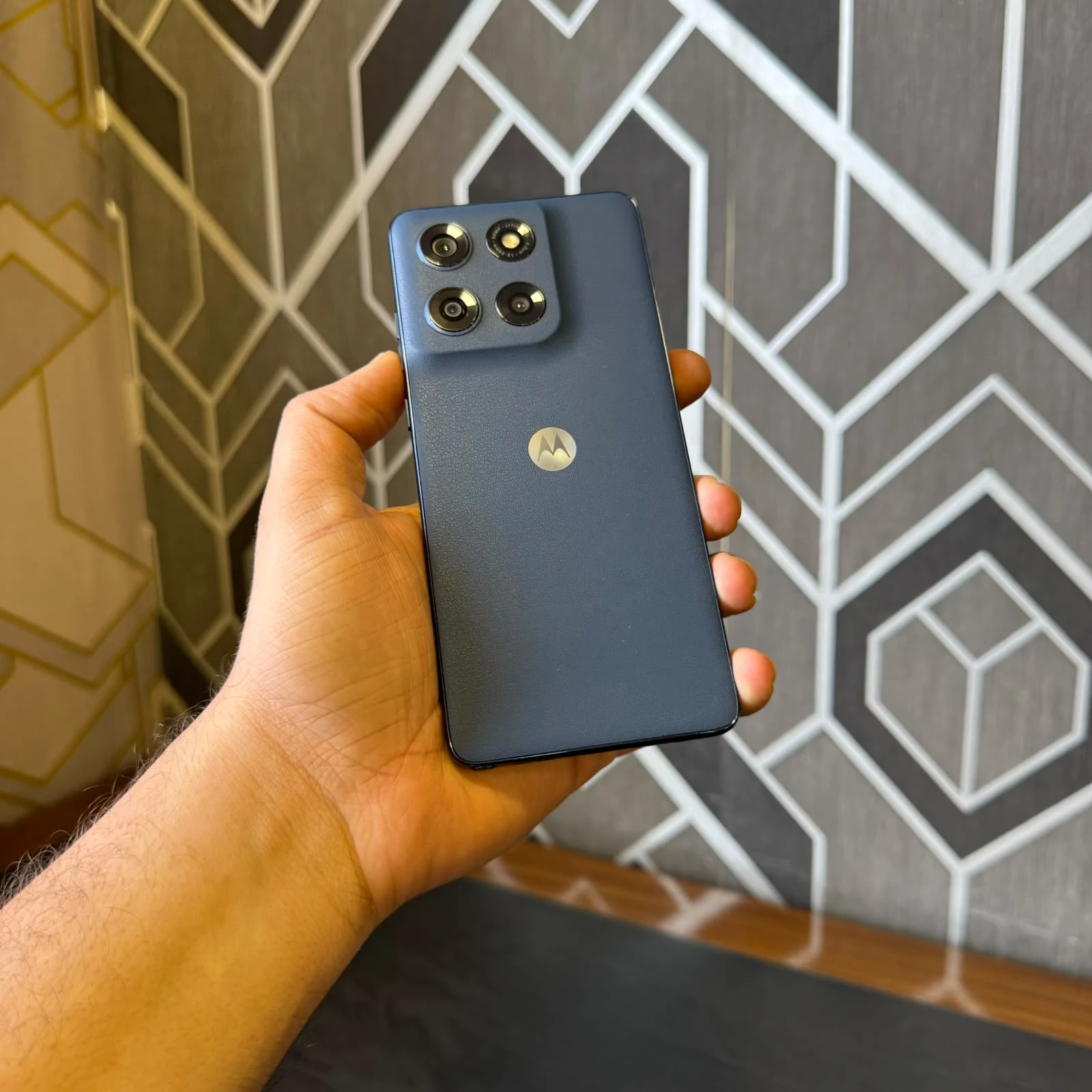 Motorola Moto G Stylus 2025 actual phone back - Price in Pakistan