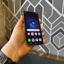 Samsung Galaxy S23 5G | 128GB Storage | 8GB RAM | Snapdragon 8 Gen 2 | Official PTA Approved | SM-S911U | Mobile Phone - image 2